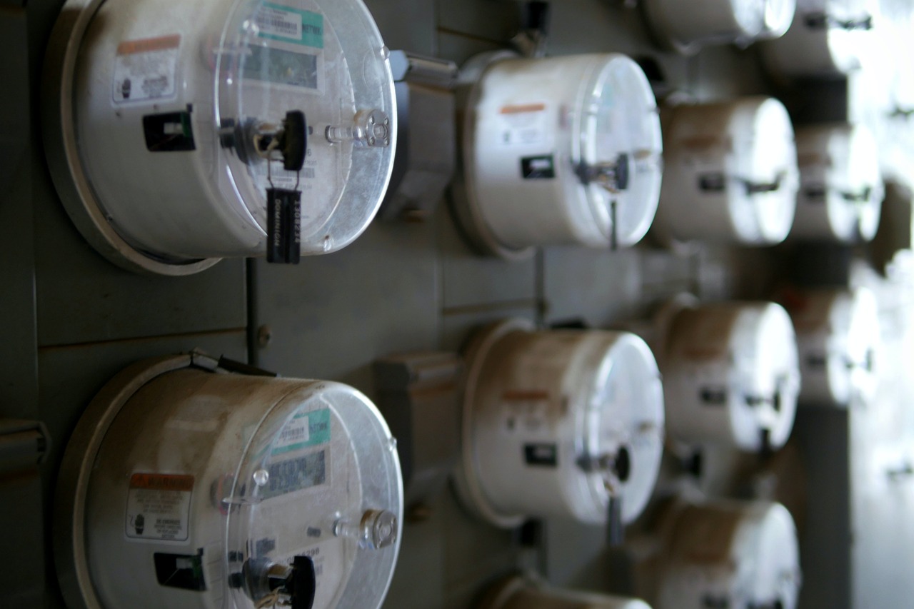 Featured image for “Do You Need an Electrical Panel Upgrade for a Heat Pump in Seattle?”