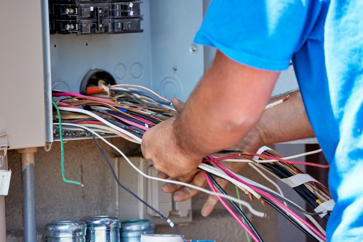 Featured image for “Professional Generator Installation vs DIY: Safety, Cost & More”