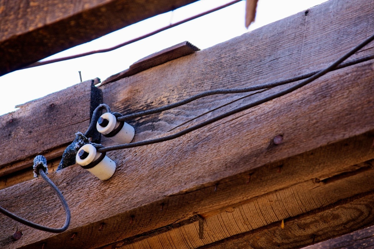 Featured image for “Dangers of Old Electrical Wiring for Homes: Knob & Tube Wiring”
